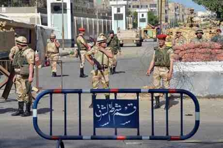 Αιματηρές εκρήξεις στο κέντρο του Καΐρου