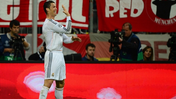 Κριστιάνο σε μικρό οπαδό: “Ο Μέσσι είναι κακός” (VID)