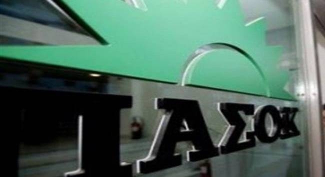 Φουντώνει ο “πόλεμος” των κομμάτων. ΠΑΣΟΚ κατά ΣΥΡΙΖΑ: Μόνο εσείς, οι ψεκασμένοι και οι φασίστες της ΧΑ θέλετε εκλογές