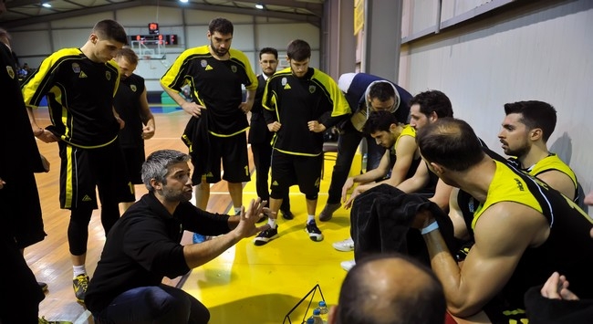 Επιστρέφουν για… βίντεο και άδεια