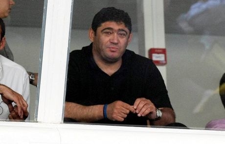 Στεφάνι της ΑΕΚ στη κηδεία Ποικιλίδη