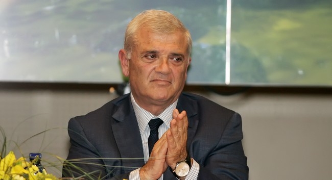 Μελισσανίδης: Το γήπεδο της ΑΕΚ θα γίνει (vid) Μελισσανίδης: Το γήπεδο της ΑΕΚ θα γίνει (vid)