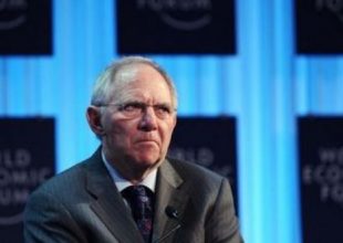 Διάψευση Σόιμπλε: Η Γερμανία ήθελε και θέλει την Ελλάδα εντός του ευρώ