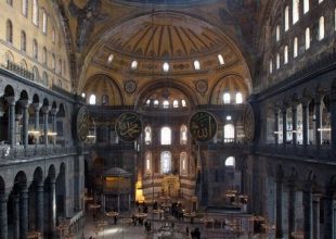 “Η Αγία Σοφία δεν θα γίνει τζαμί”