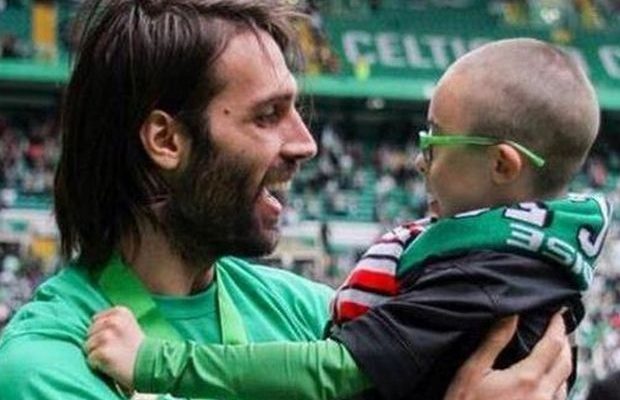 Ο μικρός Jay πανηγύρισε το γκολ του Σαμαρά