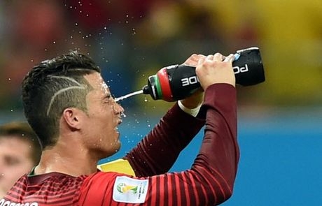 Επέστρεψε σπίτι με ταξί ο Ρονάλντο! (VIDEO)