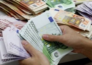 Η Ελλάδα διεκδικεί αποζημιώσεις 7 δισ. ευρώ για τα υποβρύχια