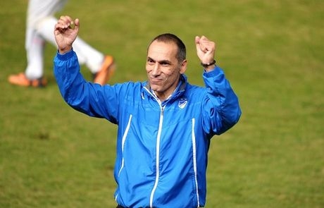 Ανανέωσε με ΑΠΟΕΛ ο Δώνης