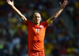 Ρόμπεν: «Sorry που βούτηξα»