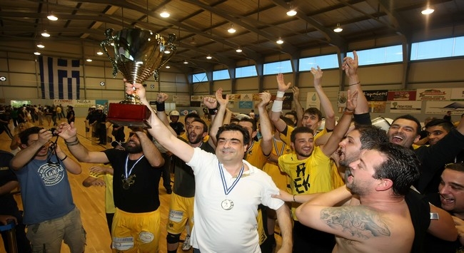 Λαζόπουλος: Μόνο έτσι θα μας σταματούσαν! Λαζόπουλος: Μόνο έτσι θα μας σταματούσαν!