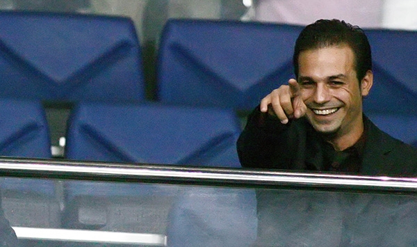 Μέσω χορηγιών θέλει να βοηθήσει την ΑΕΚ ο Ντέμης