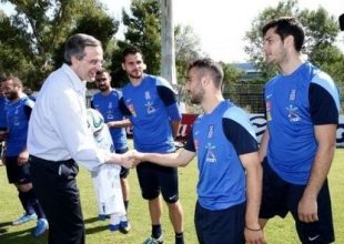 Ανταποκρίθηκε ο Σαμαράς στην επιστολή των διεθνών