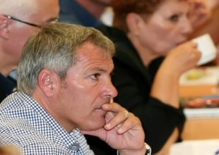 «Ας αφήσει το κρυφτούλι ο Βασιλόπουλος»