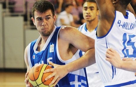 Νοκ άουτ ο Διαμαντάκος