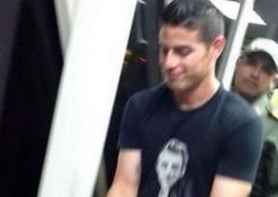 Στο αεροπλάνο με προορισμό τη Μαδρίτη ο Χάμες (pic)