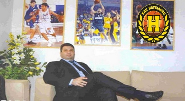 Η Βασίλισσα στα χέρια ενός μάνατζερ;