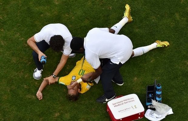Ξηλώνεται για Νεϊμάρ η FIFA