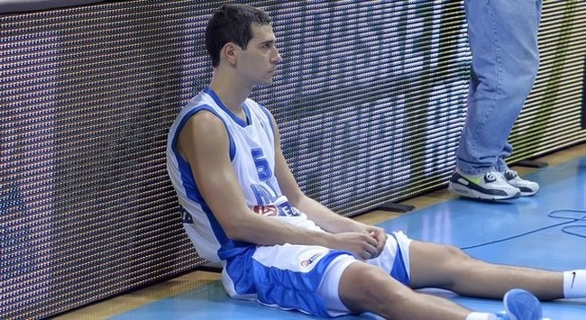 Ζήσης: “Δεν χρειάζεται να λέμε μεγάλα λόγια”
