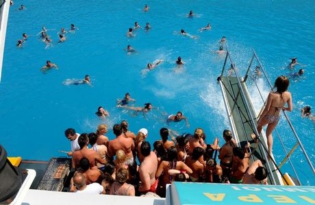 Ανοίγουν οι αιτήσεις για τις δωρεάν διακοπές από τον ΟΑΕΔ Ανοίγουν οι αιτήσεις για τις δωρεάν διακοπές από τον ΟΑΕΔ