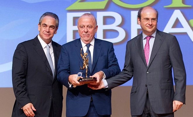 Αυτός είναι ο Γιώργος Φειδάκης