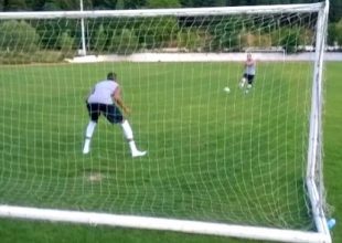 Τερματοφύλακας ο Αντετοκούνμπο στην προπόνηση!