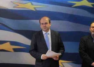 Χατζηδάκης: Είχα σκεφτεί να παραιτηθώ δύο φορές