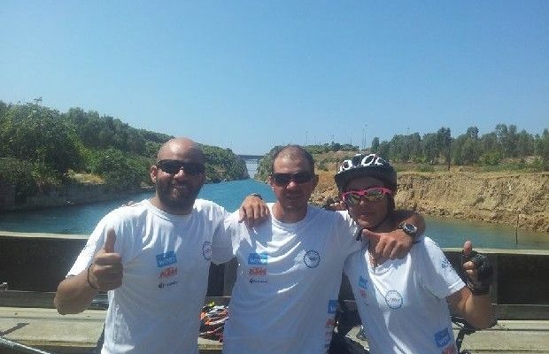 Έφτασαν στην Κόρινθο και συνεχίζουν