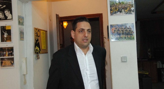 Περιμένουν απαντήσεις από υποψήφιους επενδυτές