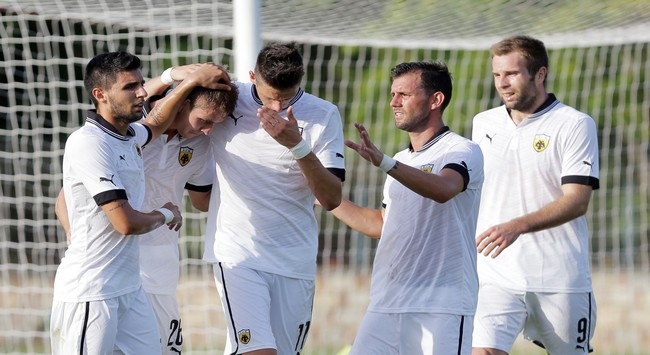 Θα τους… δοκιμάσει όλους!