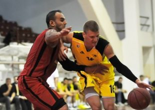Μπαράζ αφίξεων το Σαββατοκύριακο