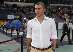 Ο Δέλλας προβάλει το νέο αίμα της ΑΕΚ