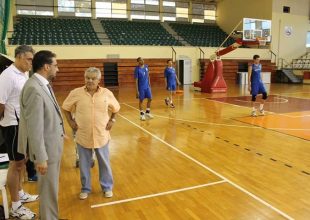 «Χτίζεται μια ομάδα με βάθος και χαρακτήρα»