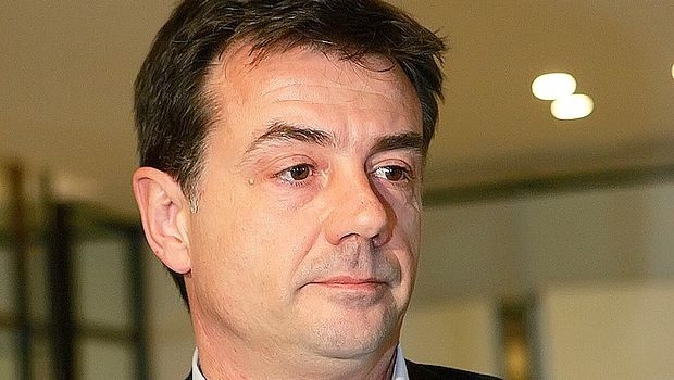 “Ο Βασάρας έρχεται μια φορά τον μήνα και παίρνει 7.000 ευρώ… γελάμε”