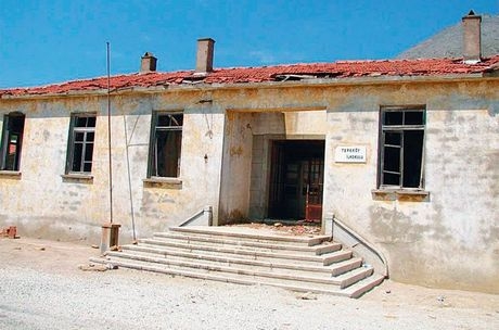 Οι Τούρκοι απαγόρευσαν τη λειτουργία ελληνικού σχολείου στην Ίμβρο