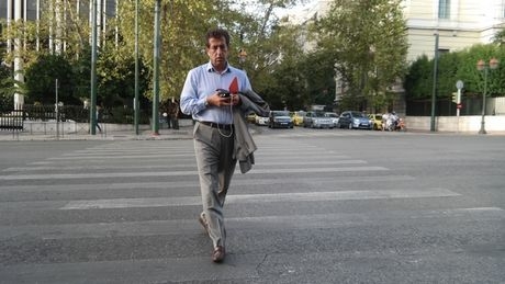 Βγαίνουν τα μαχαίρια στη συγκυβέρνηση. ΠΑΣΟΚ σε Σαμαρά: Ας σεβόμαστε τις έννοιες και την ιστορία