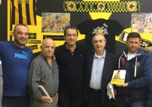 Τιμήθηκε από το club της Νέας Μανωλάδας ο Νεστορίδης (pic)
