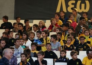 Κανείς δεν πρέπει να με κάνει να ντρέπομαι. Λέω ΟΧΙ στον ρατσισμό.