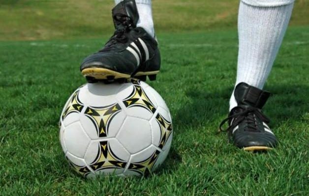 Νεκρός ακόμα ένας οπαδός σε αγώνα ποδοσφαίρου