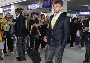 Θερμή υποδοχή για την ΑΕΚ στα Χανιά (pics + vids)