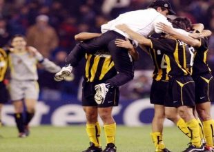 Όταν η Ρεάλ υποκλίθηκε στην ΑΕΚ (vids)