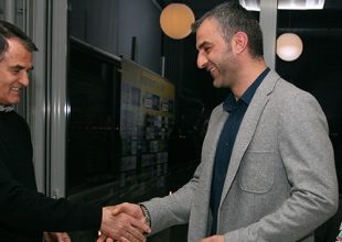 Μπάγεβιτς: «Ο Δέλλας έχει μέλλον στην ΑΕΚ»