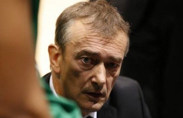Ο Πάρκερ απέλυσε τον Βινσάν