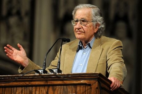 Τσόμσκι: Ο κόσμος κινδυνεύει από πυρηνικό πόλεμο λόγω της πολιτικής των ΗΠΑ