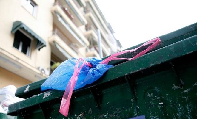 Τα καλά της κρίσης. Λιγότερη κατανάλωση, λιγότερα σκουπίδια