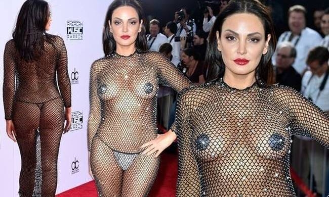 Μιμήθηκε την Rihanna και προκάλεσε… εγκεφαλικά