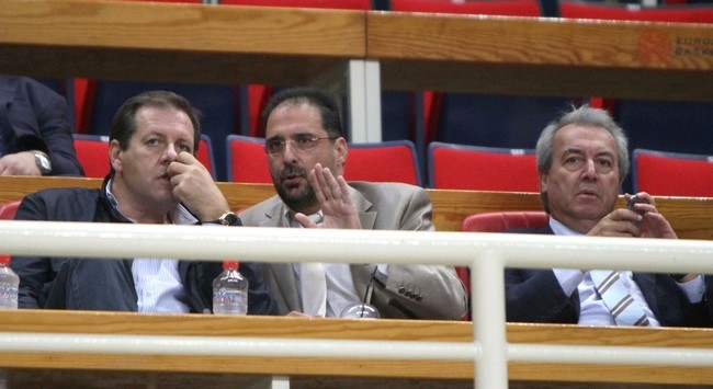 Εταιρία «διαμάντι» και πρωτάθλημα θέλει ο τρελαμένος Αγγελόπουλος