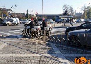 Αστυνομικοί-Αγιοβασίληδες στη Θεσσαλονίκη