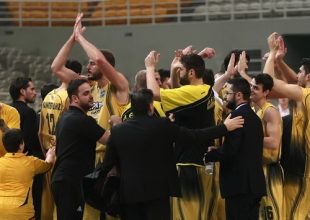 Με τα παιδιά σας στο κλειστό!