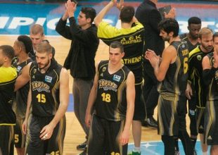 Κεκλεισμένων των θυρών με Πανελευσινιακό