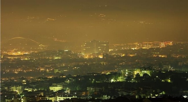 Συμβουλές από το υπουργείο Υγείας και το ΥΠΕΚΑ για την άσκοπη χρήση τζακιών